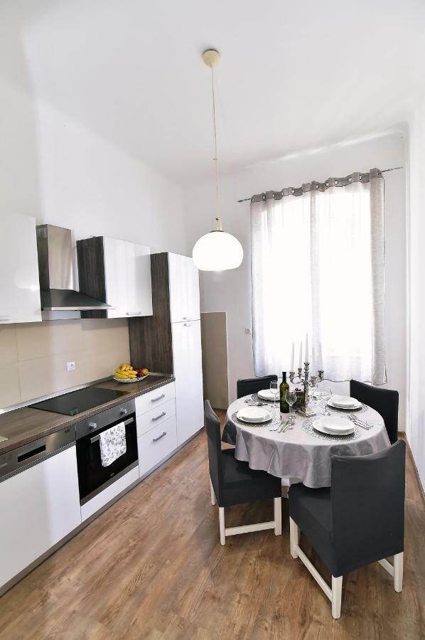 Donatella Apartment ริเยกา ภายนอก รูปภาพ